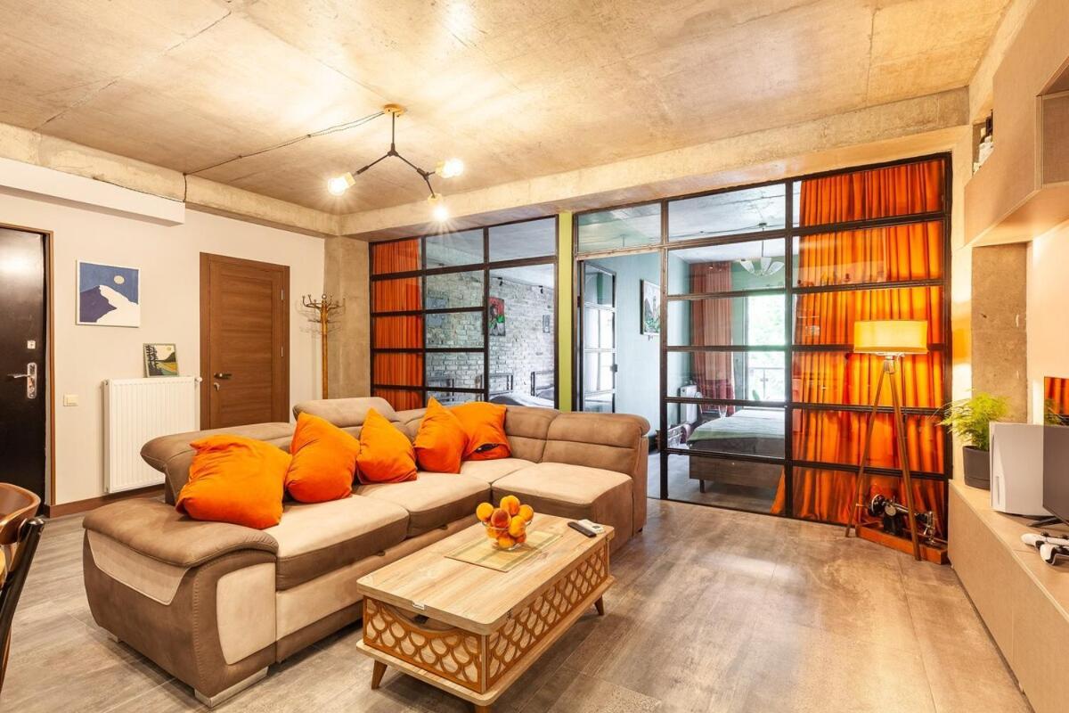Veli Group Apartment Near White Bridge ° Kutaiszi Kültér fotó